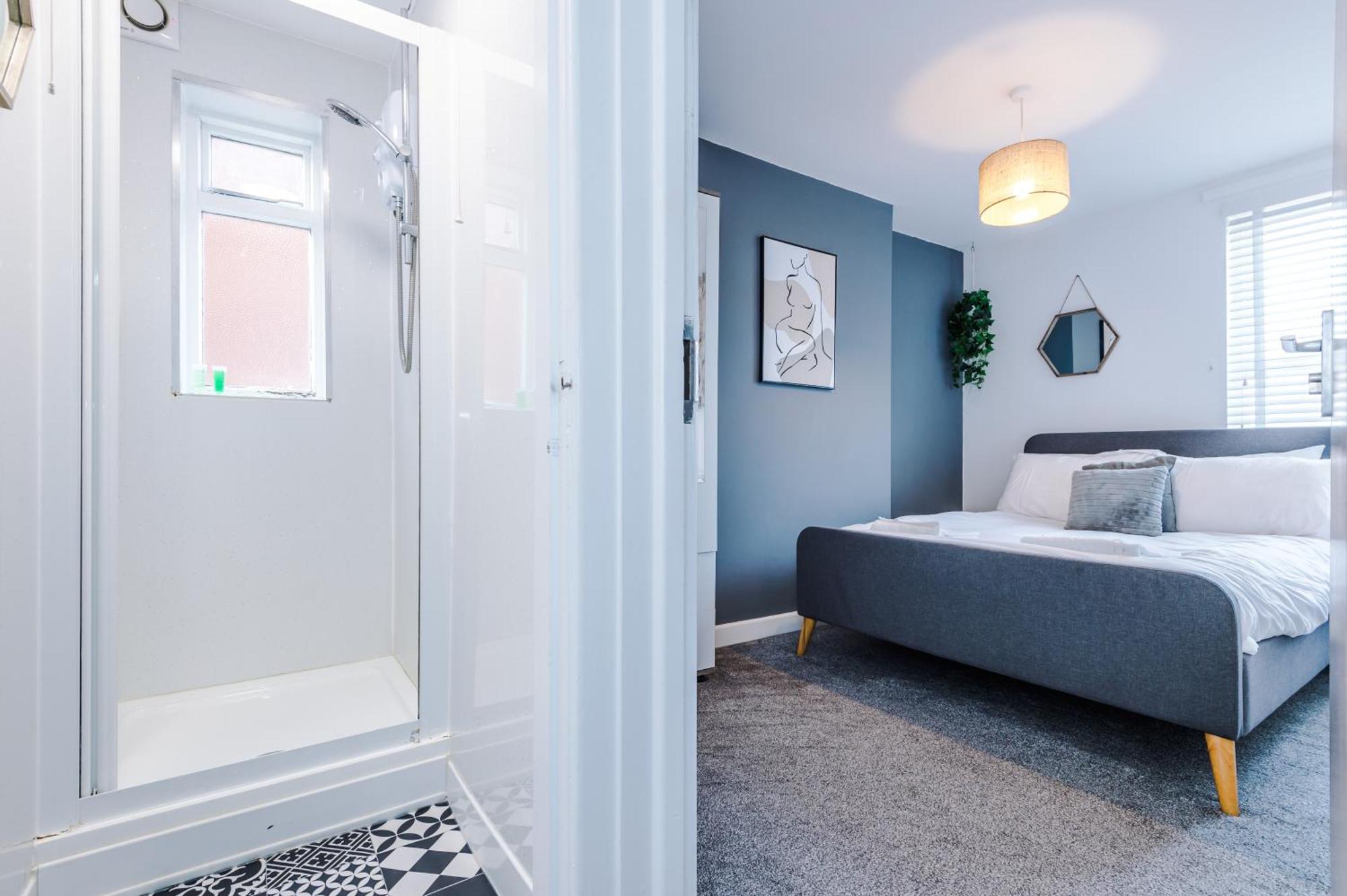 Large 7 Bedroom Town House In Chester City Centre Zewnętrze zdjęcie