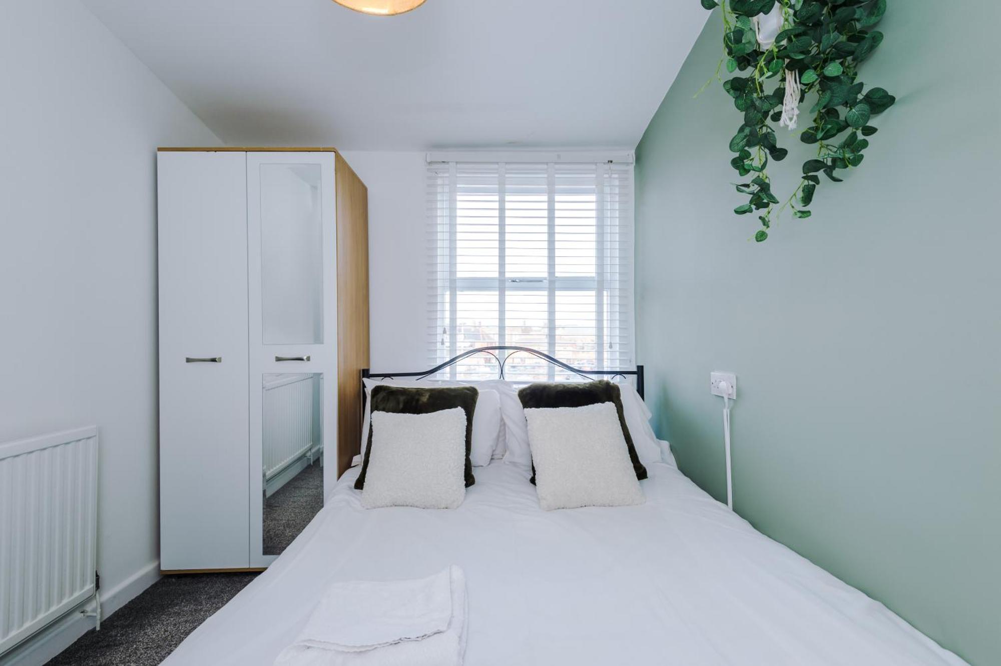 Large 7 Bedroom Town House In Chester City Centre Zewnętrze zdjęcie