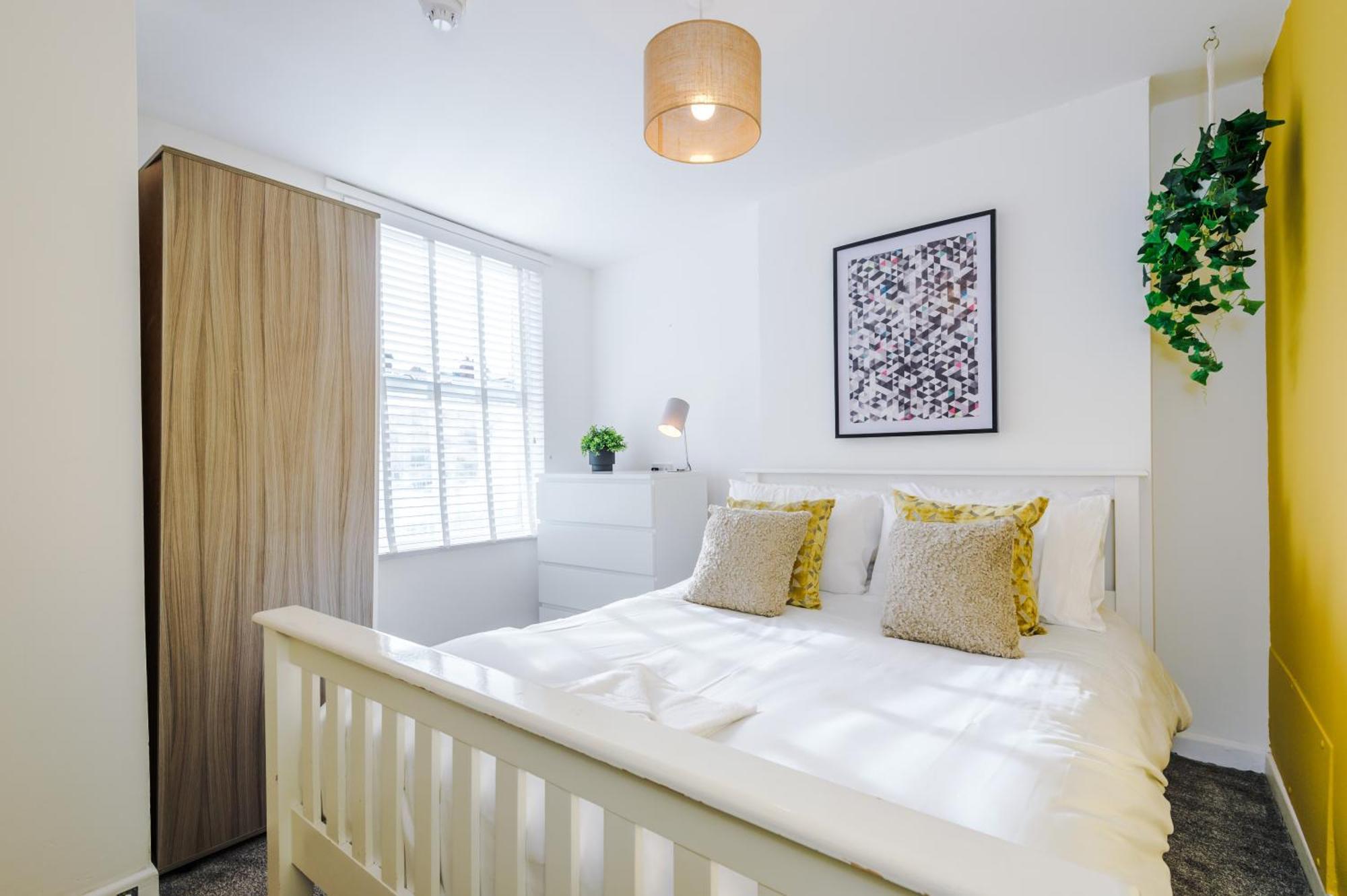 Large 7 Bedroom Town House In Chester City Centre Zewnętrze zdjęcie