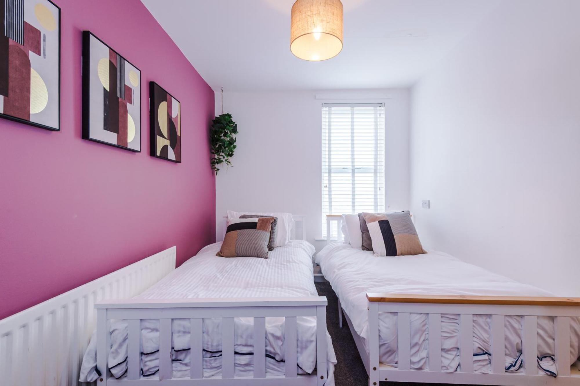 Large 7 Bedroom Town House In Chester City Centre Zewnętrze zdjęcie